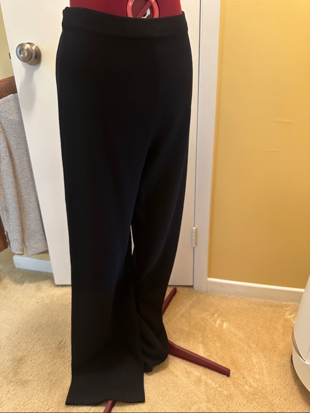 St. John Evening Black Wide-Leg Knit Pants Elegant - Picture 4 of 14